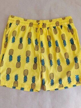 Hurley Yellow Pineapple Swim Trunks Men's L